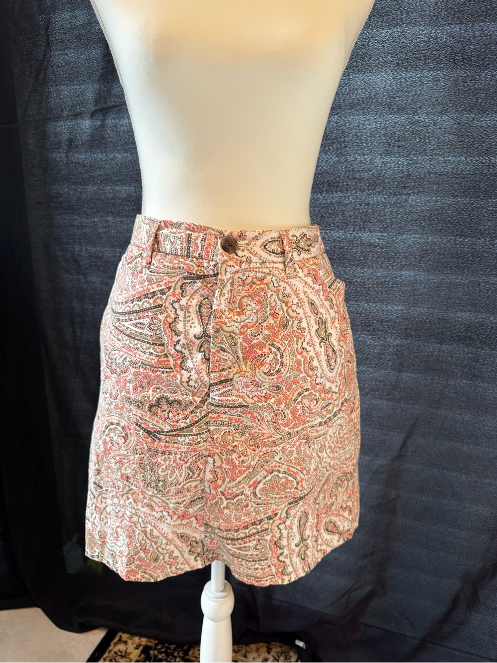 Croft & Barrow Coral Paisley Skirt with Cream Accents